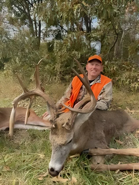 Whitetail customer harvest photo from TLC Outfitters