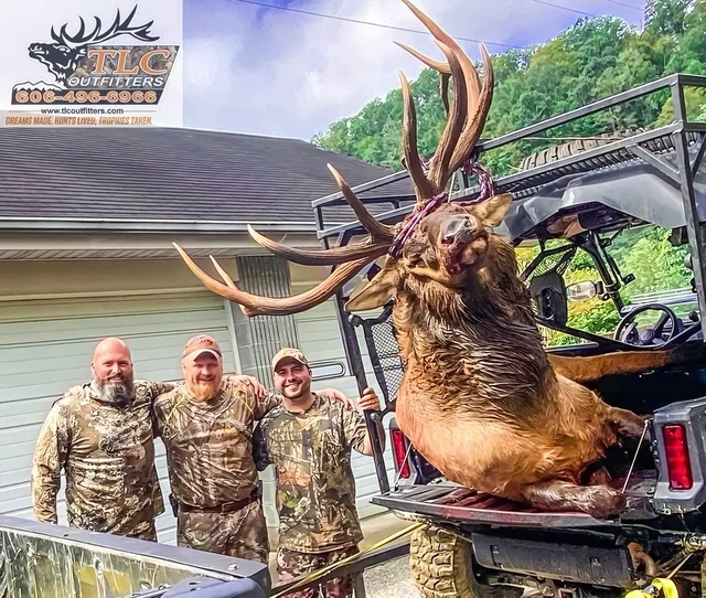 Kentucky Elk customer harvest photo from TLC Outfitters