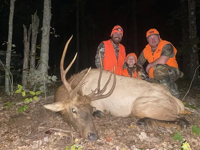 Kentucky Elk customer harvest photo from TLC Outfitters