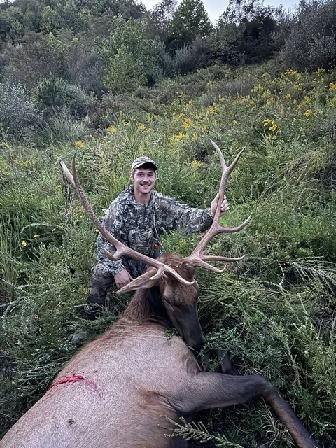 Kentucky Elk customer harvest photo from TLC Outfitters